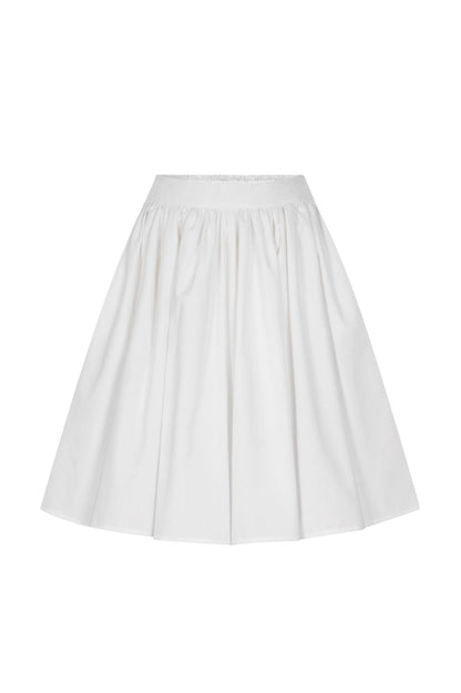 The.lookbook.select的Jesse Midi Skirt採用彈性腰帶和聚拢的白色布料，以素色背景示人。.